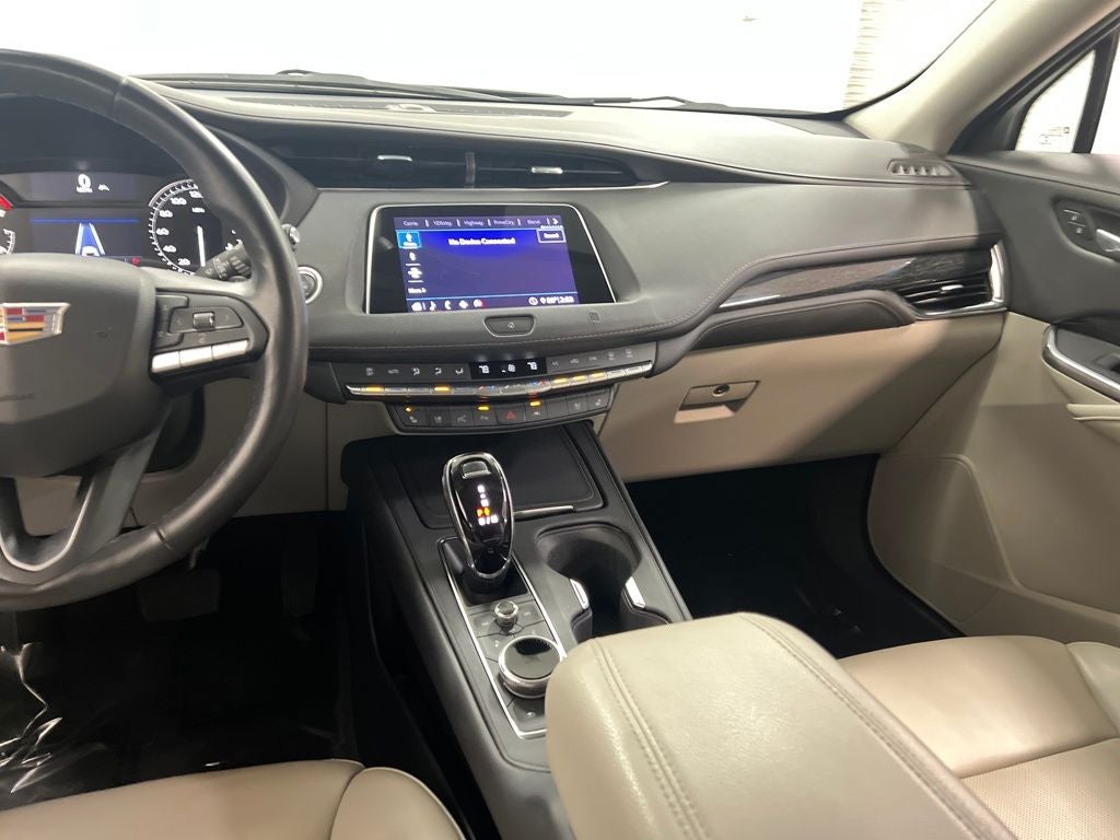 2020 Cadillac XT4 Premium Luxury