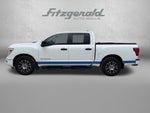 2023 Nissan Titan SV