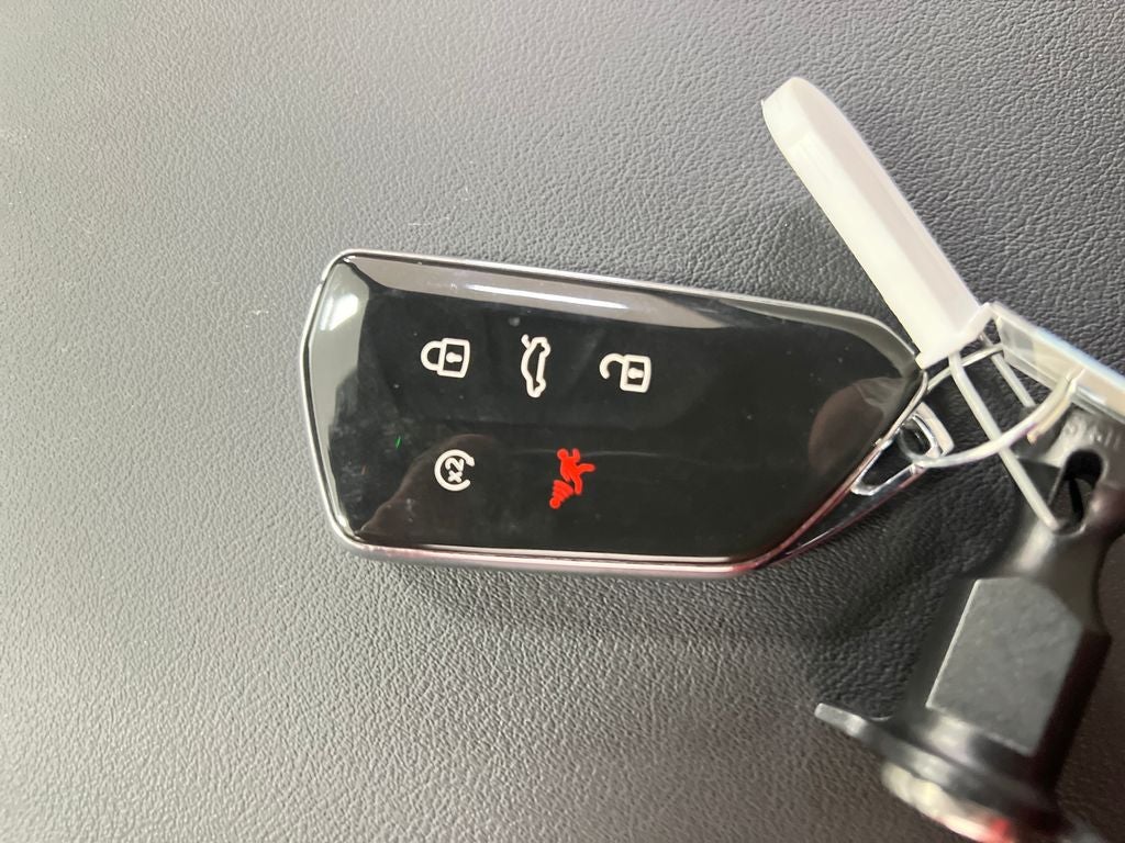 2024 Volkswagen Atlas Cross Sport 2.0T SEL
