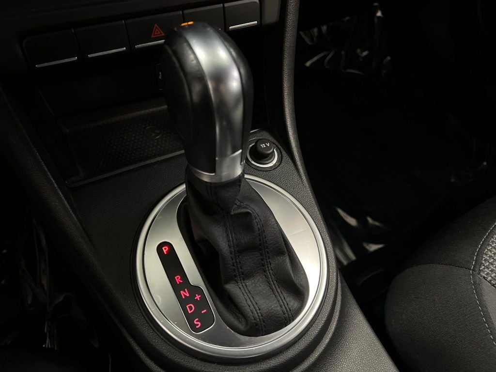 2019 Volkswagen Beetle 2.0T S