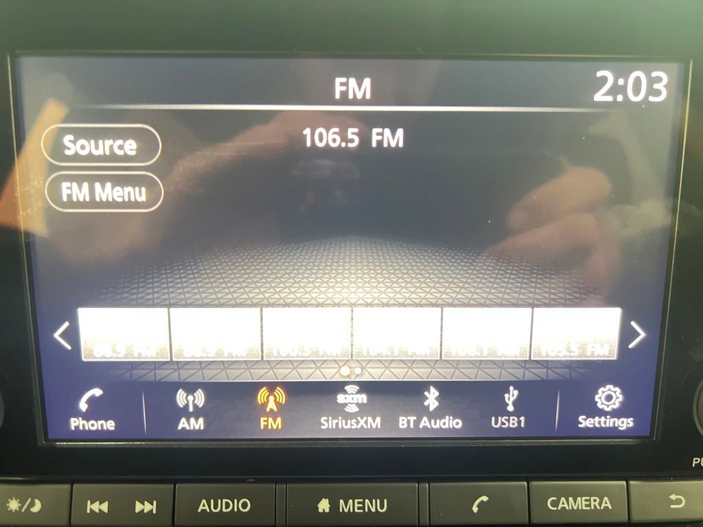 2022 Nissan Pathfinder SV