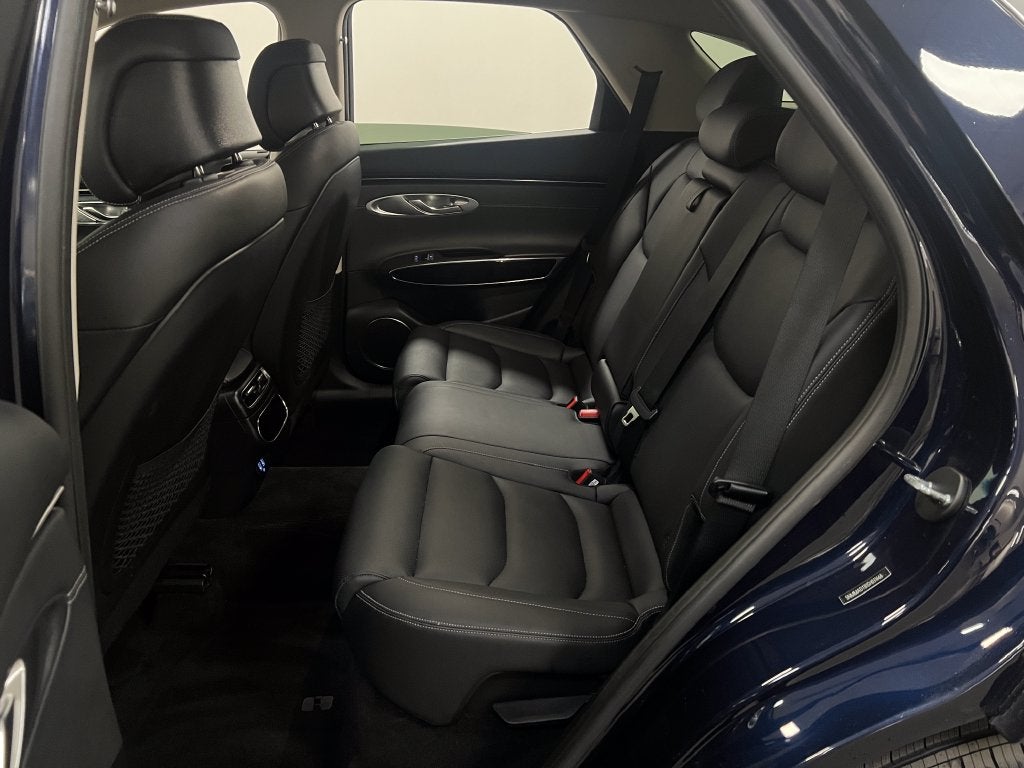 2025 Genesis GV70 2.5T