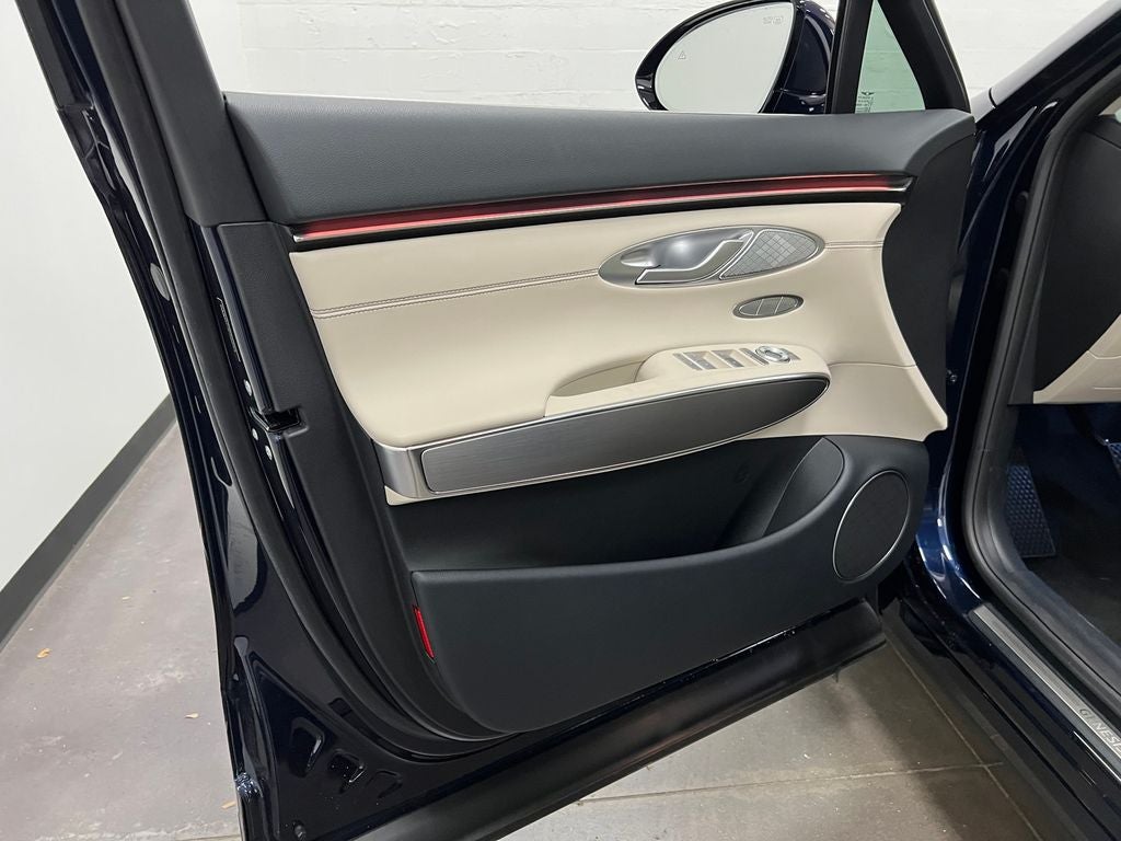 2026 Genesis GV70 2.5T Select