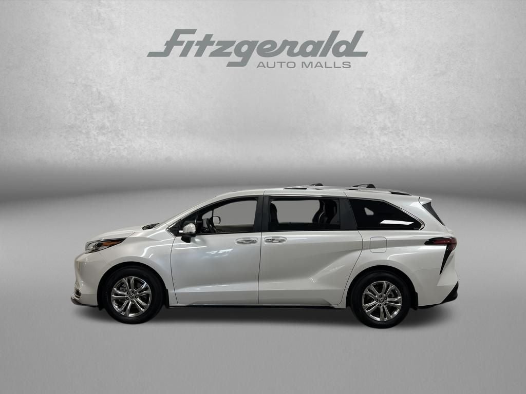 2022 Toyota Sienna Platinum 7 Passenger