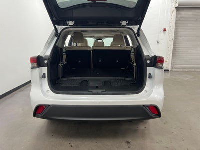 2025 Toyota Highlander Hybrid XLE