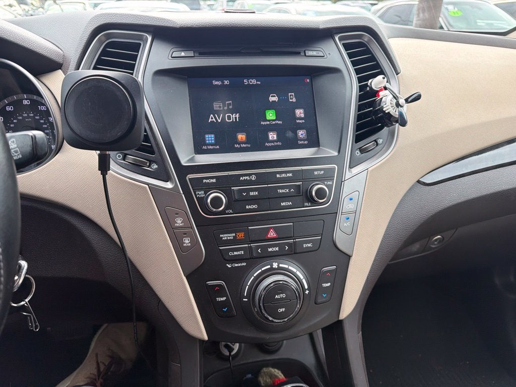 2017 Hyundai Santa Fe Sport 2.4 Base