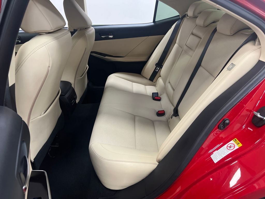 2016 Lexus IS 200t