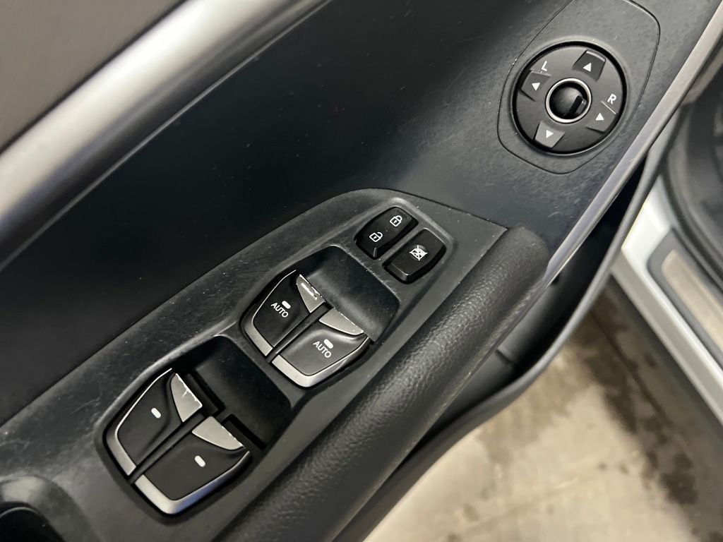 2017 Hyundai Santa Fe Limited Ultimate