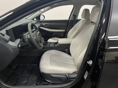 2025 Hyundai Sonata SE