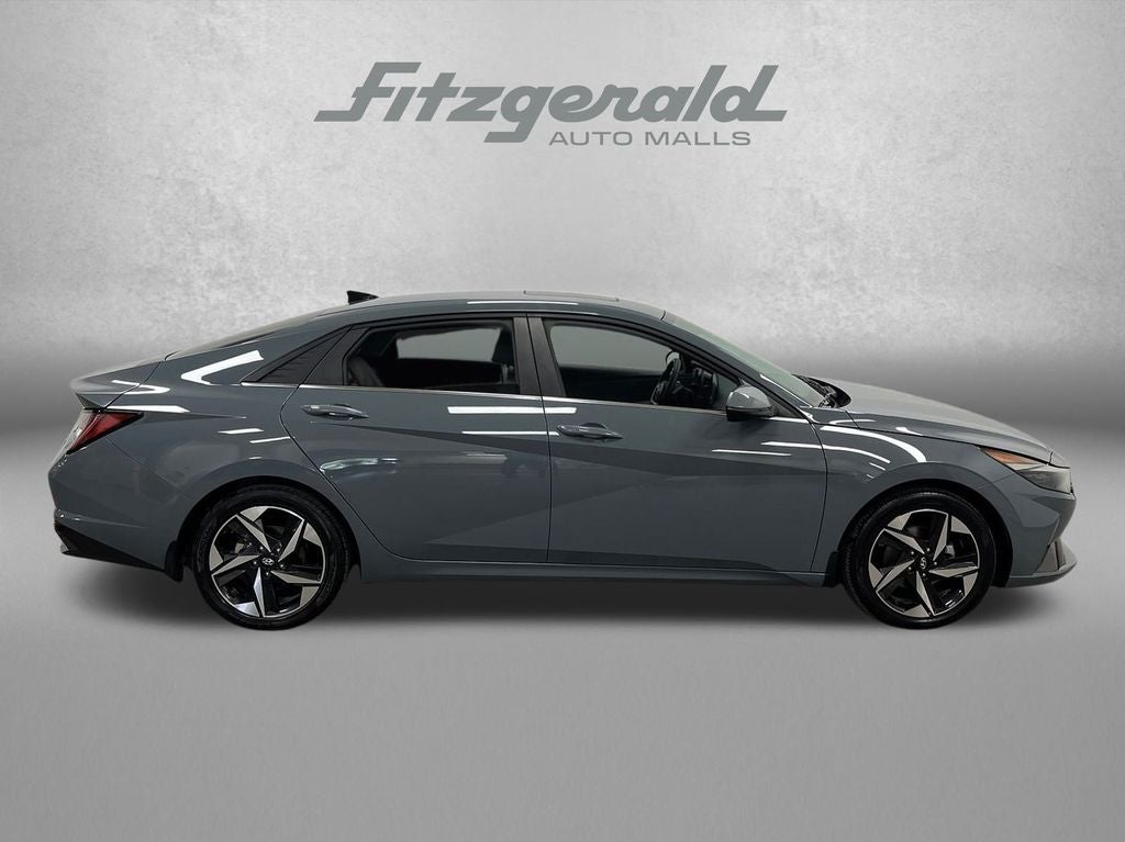 2022 Hyundai Elantra Hybrid Limited