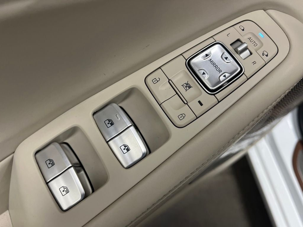 2020 Genesis G90 5.0 Ultimate