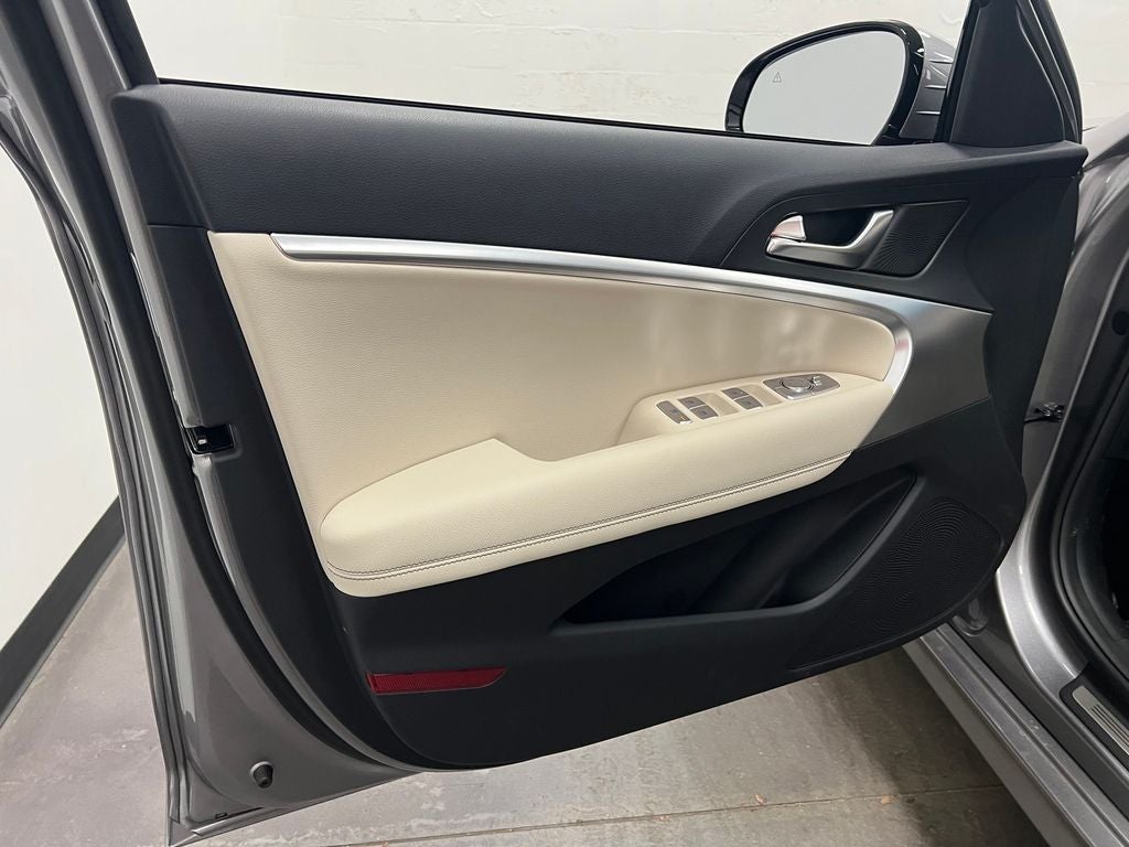 2026 Genesis G70 2.5T