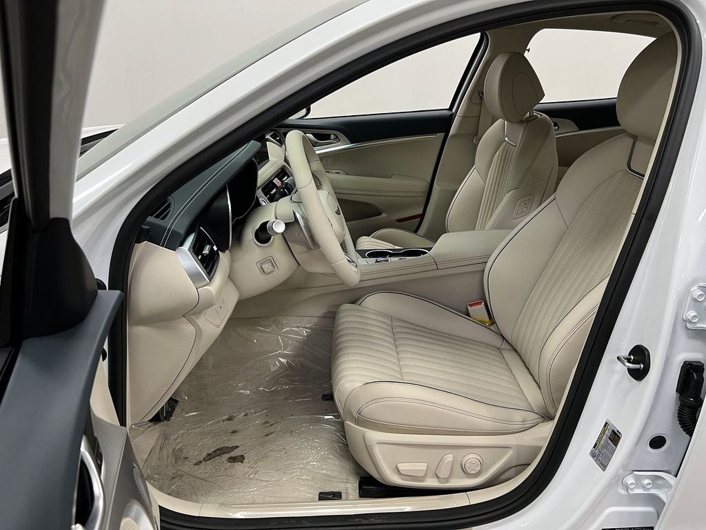 2026 Genesis G70 2.5T Prestige