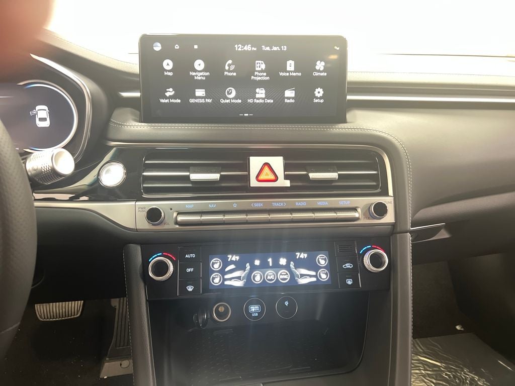 2026 Genesis G70 2.5T Prestige