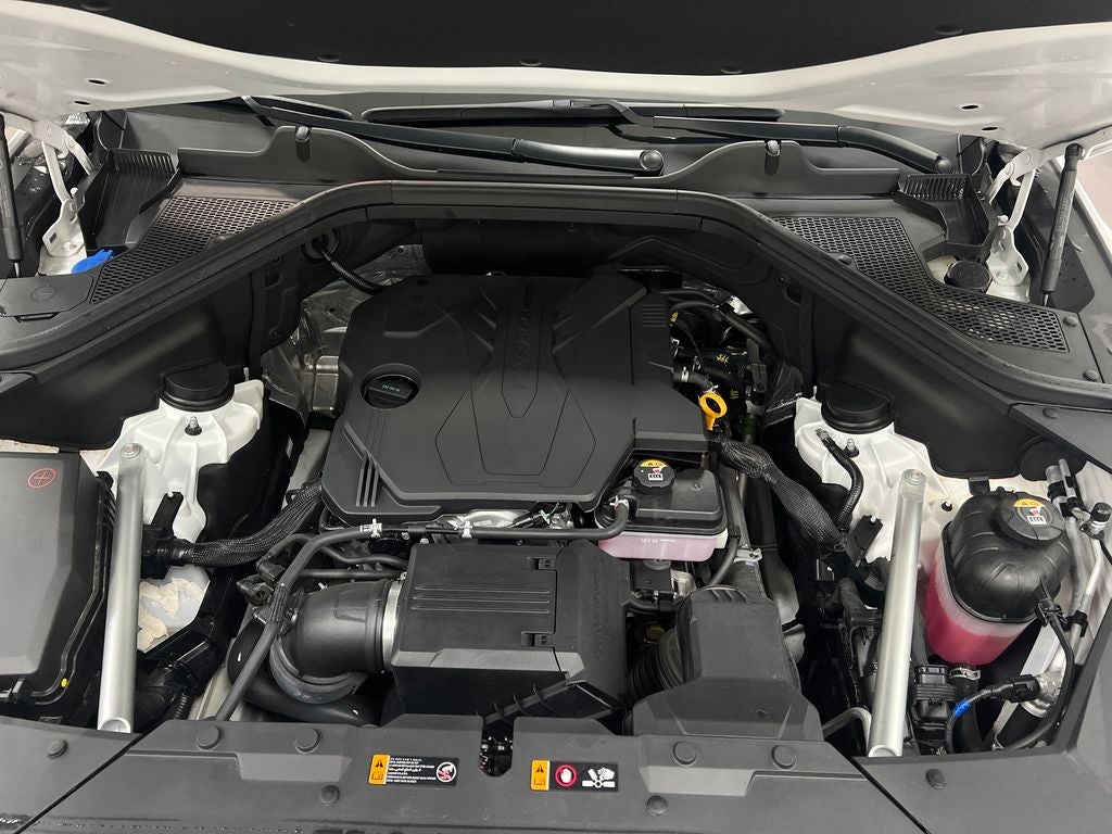 2025 Genesis GV80 2.5T