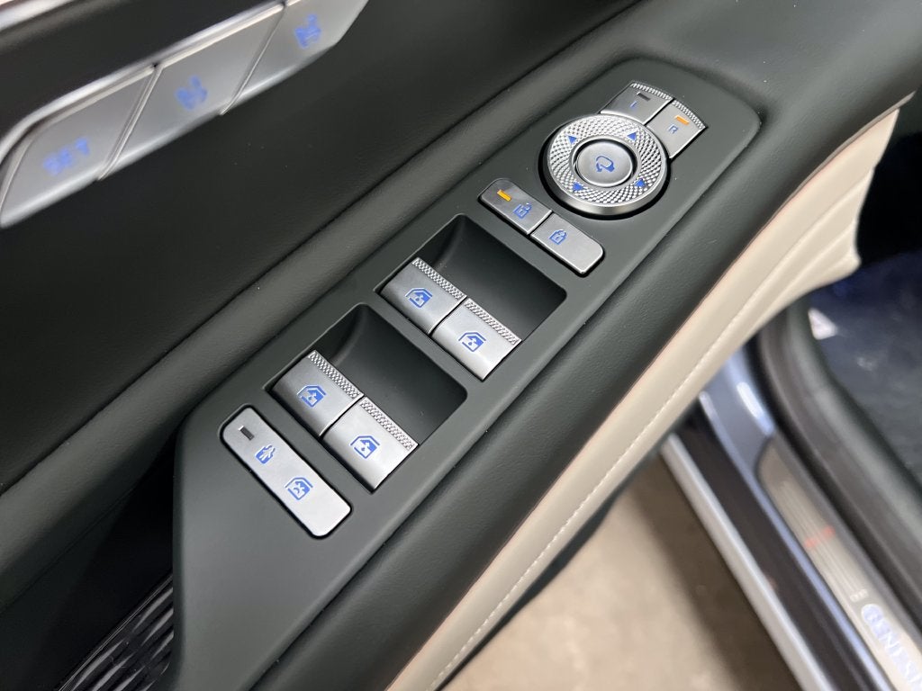2027 Genesis GV80 2.5T Advanced
