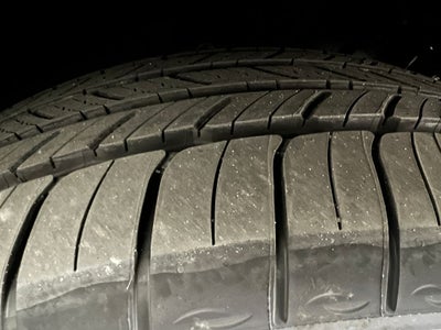 2027 Genesis GV70 2.5T Select