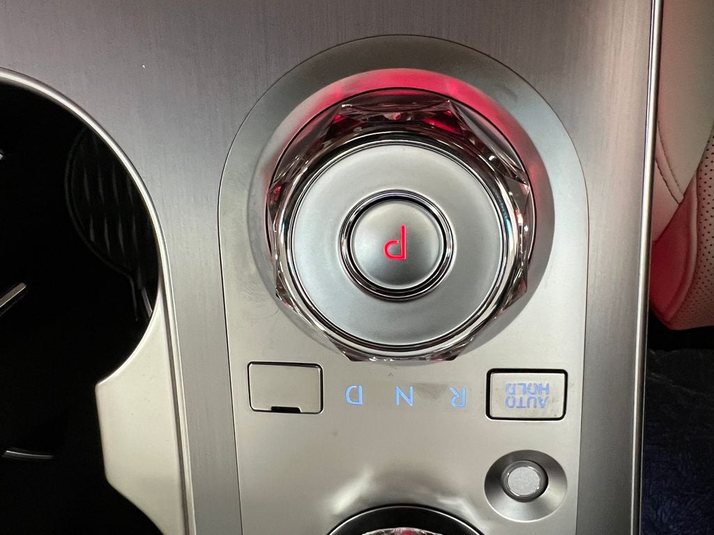 2027 Genesis GV70 2.5T Select