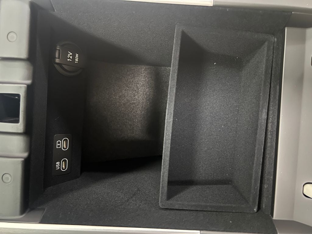 2027 Genesis GV70 2.5T Select