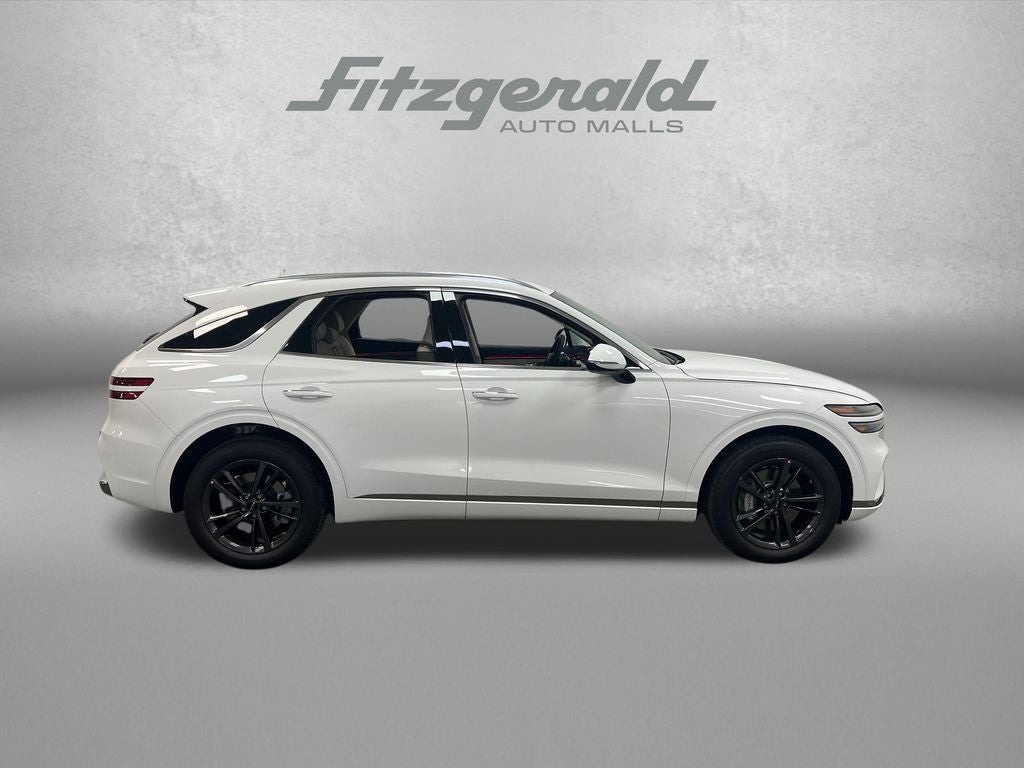 2027 Genesis GV70 2.5T Select