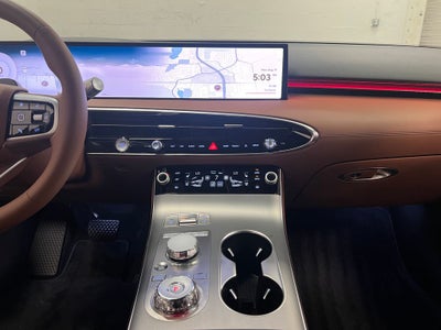2027 Genesis GV70 2.5T Advanced