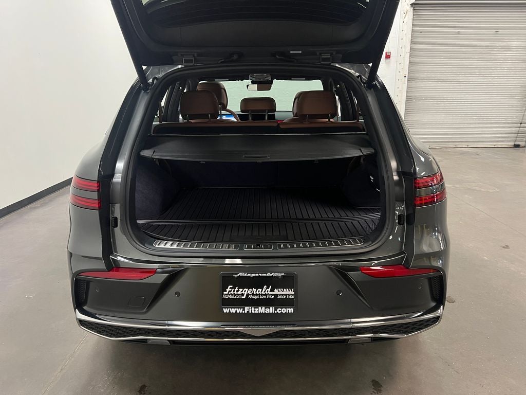 2027 Genesis GV70 2.5T Advanced