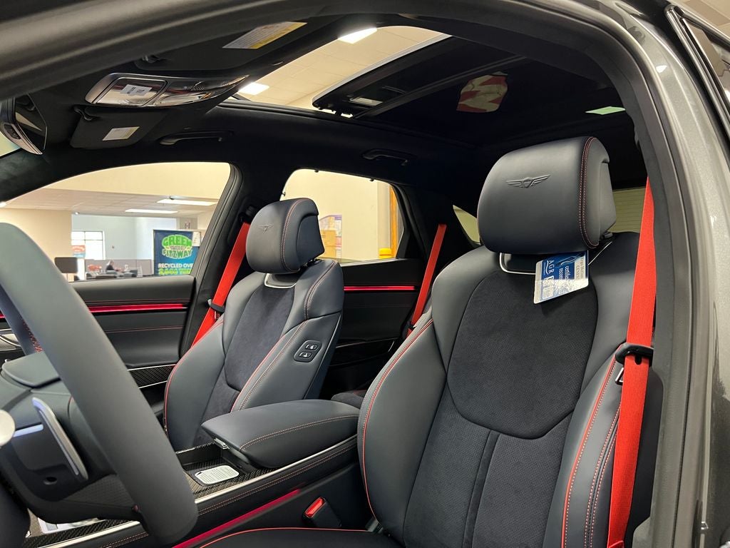 2027 Genesis GV70 3.5T Prestige Graphite