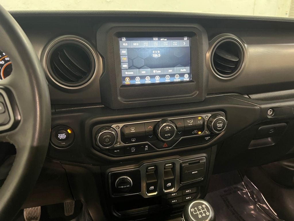 2023 Jeep Wrangler 2-Door Willys 4x4