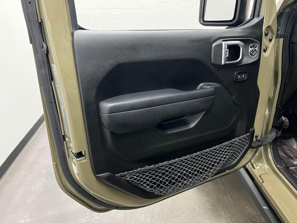 2025 Jeep Wrangler 2-Door Willys 4x4