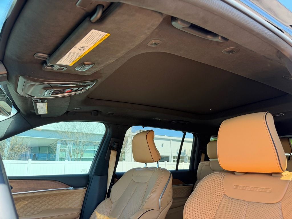 2025 Jeep Grand Cherokee L Summit Reserve 4x4