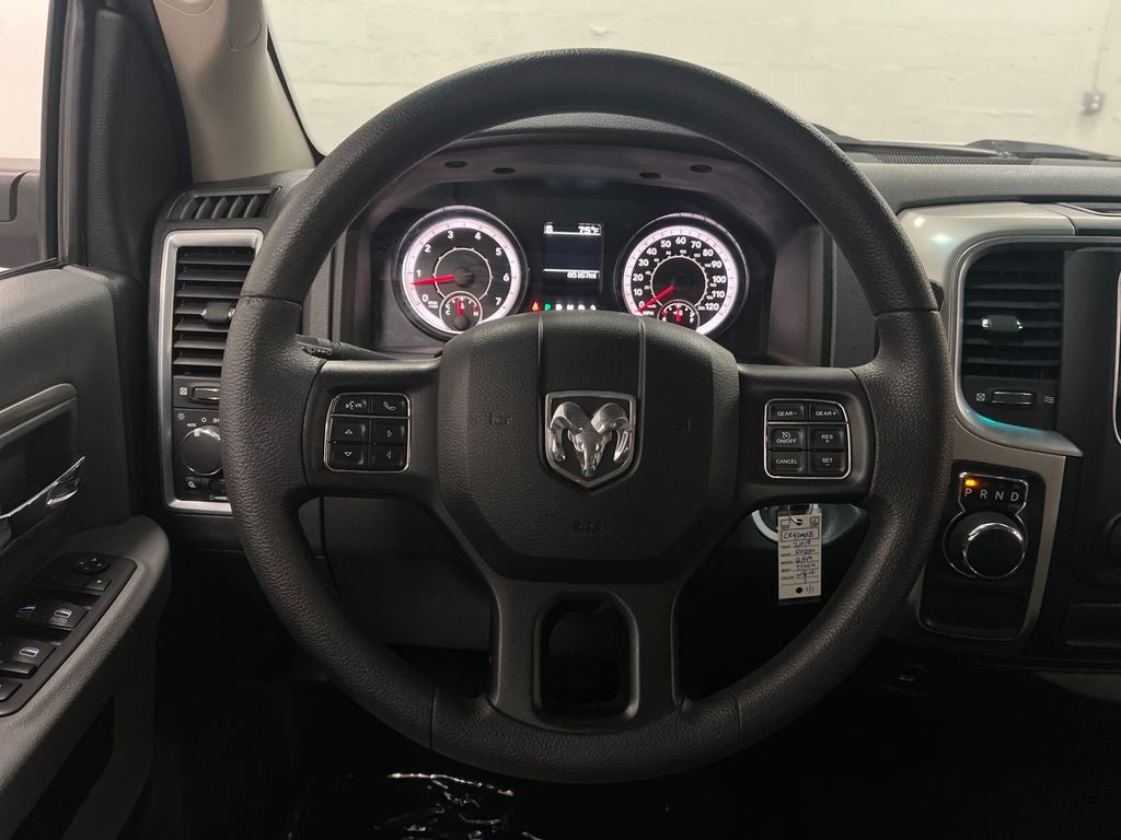 2019 RAM 1500 Classic SLT Crew Cab 4x2 6'4' Box