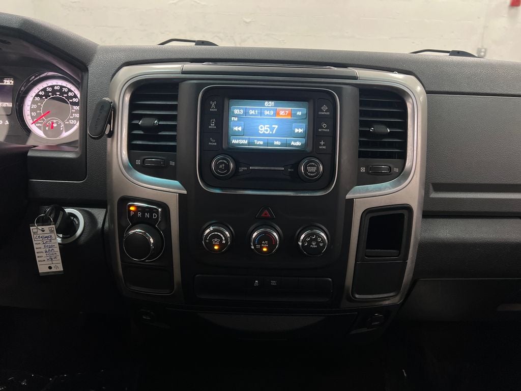 2019 RAM 1500 Classic SLT Crew Cab 4x2 6'4' Box