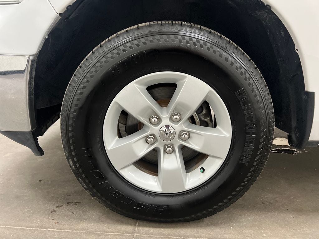2019 RAM 1500 Classic SLT Crew Cab 4x2 6'4' Box