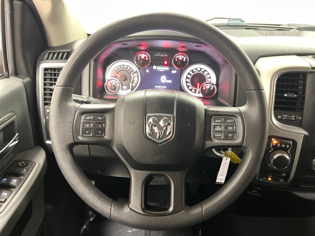 2020 RAM 1500 Classic Warlock Quad Cab 4x4 6'4' Box