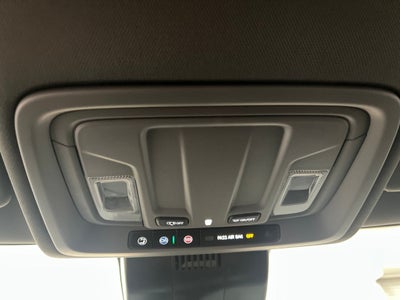 2025 Chevrolet Silverado 1500 2WD Crew Cab Short Bed Custom