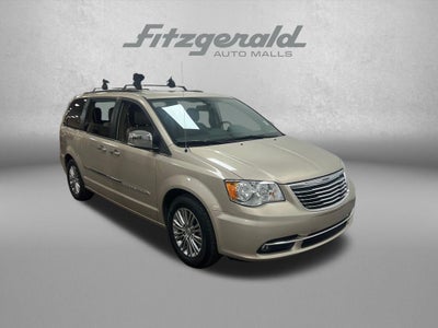 2014 Chrysler Town & Country Touring-L
