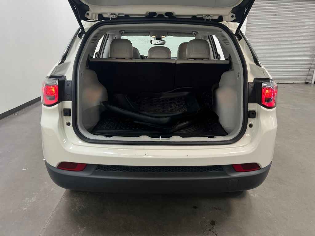 2021 Jeep Compass Latitude FWD