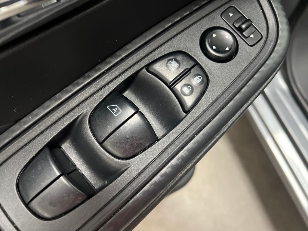 2024 Nissan Versa 1.6 SV
