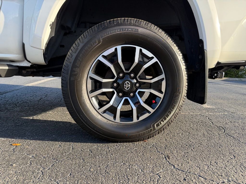 2022 Toyota Tacoma TRD Sport V6