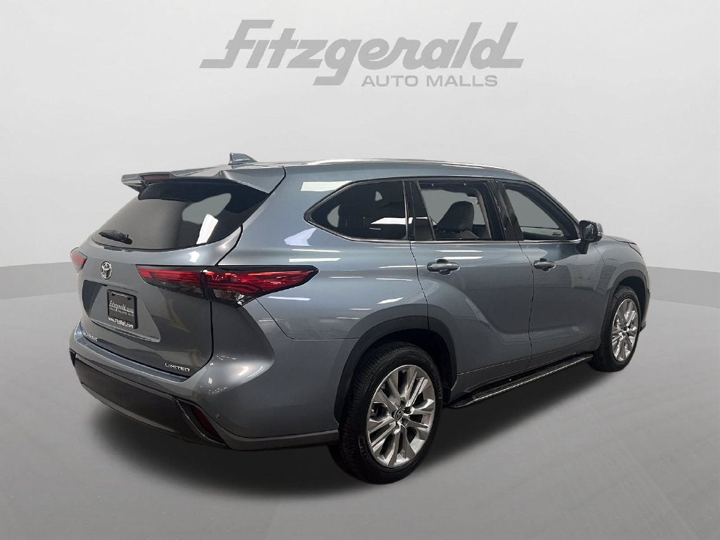 2022 Toyota Highlander Limited