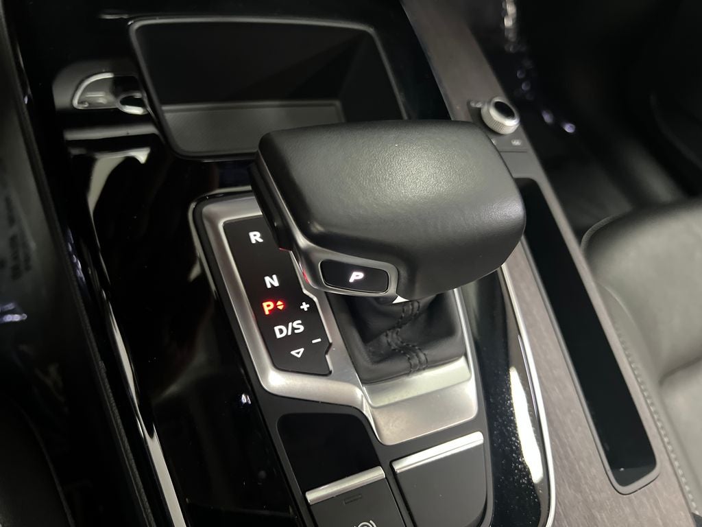 2021 Audi Q5 Premium 45 TFSI quattro S tronic