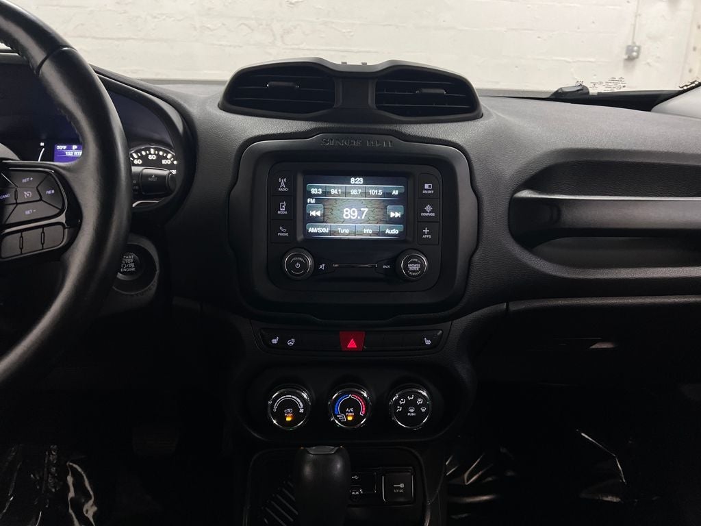 2017 Jeep Renegade Altitude FWD