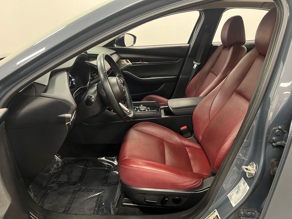 2023 Mazda Mazda3 2.5 S Carbon Edition