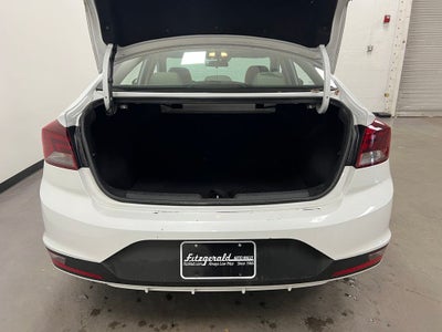 2020 Hyundai Elantra SE