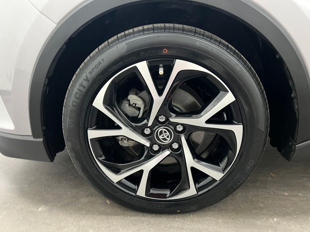 2019 Toyota C-HR XLE