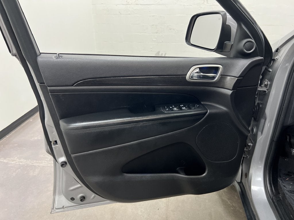 2018 Jeep Grand Cherokee Laredo E