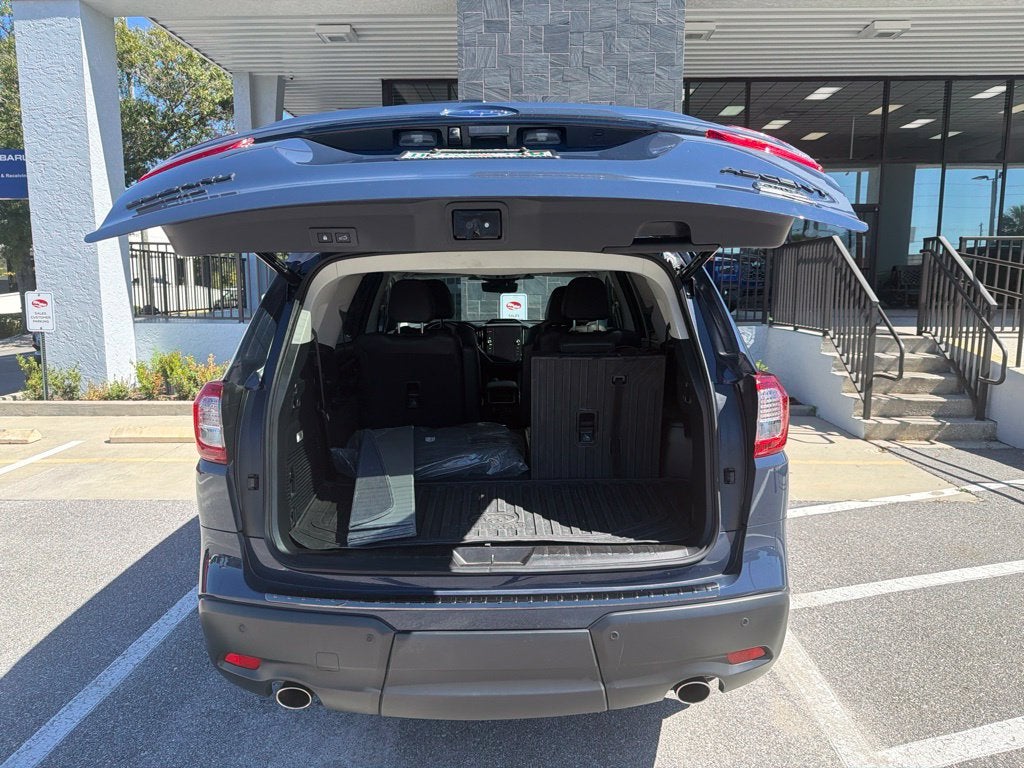 2025 Subaru Ascent Onyx Edition Touring